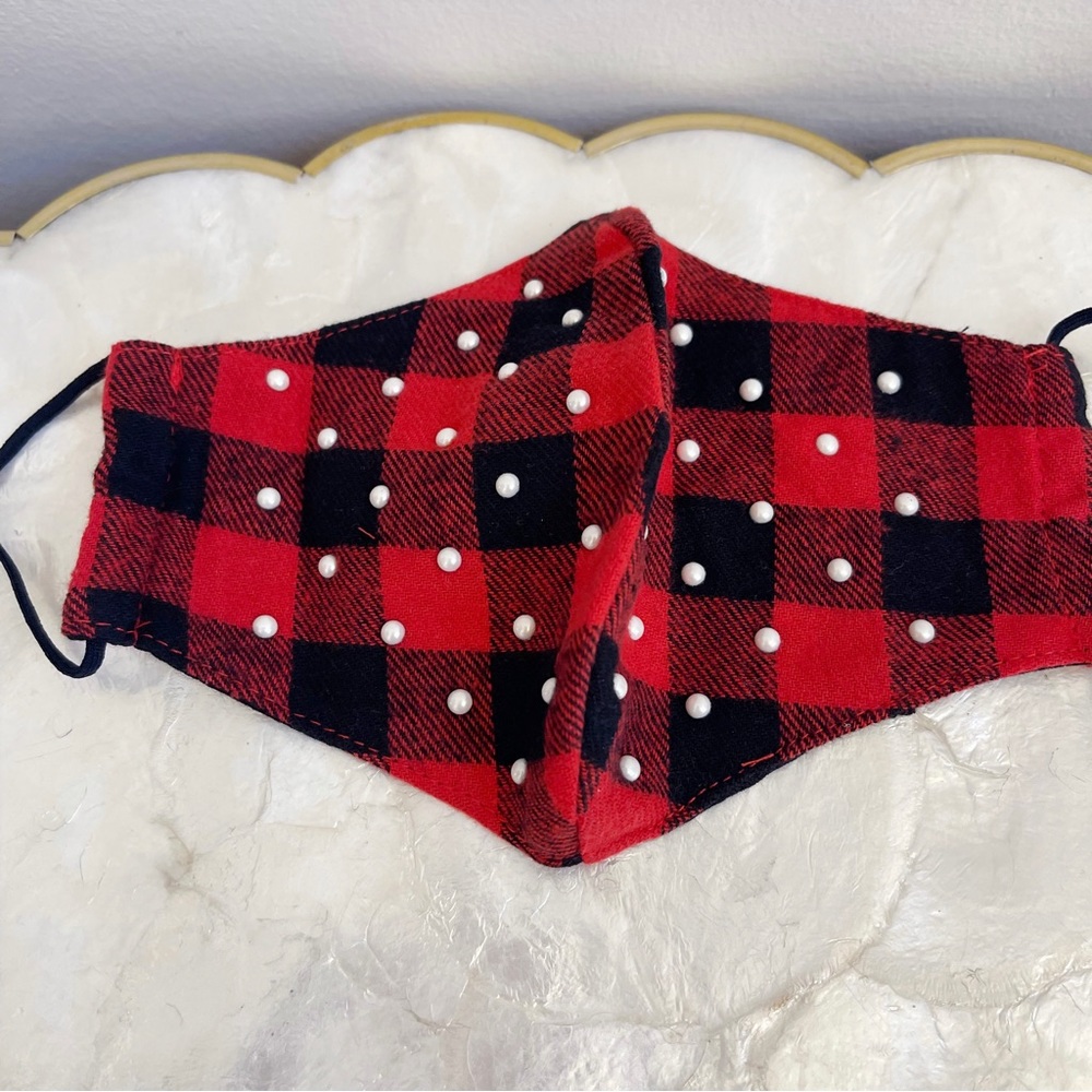 Lele Sadoughi Buffalo Check Faux Pearl & Tartan Plaid Holiday Face Mask NEW - Picture 2 of 10